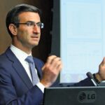 peter orszag toupee